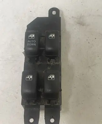 Hyundai Santa Fe Electric window control switch 9357026100
