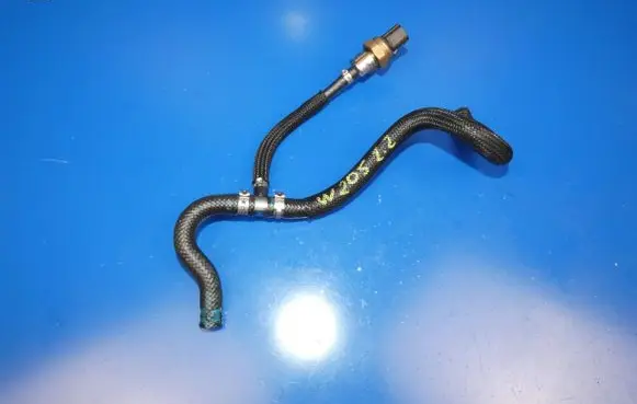 Mercedes-Benz C W205 Fuel pressure sensor A6510703981