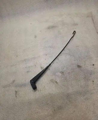 Ford Sierra Front wiper blade arm 