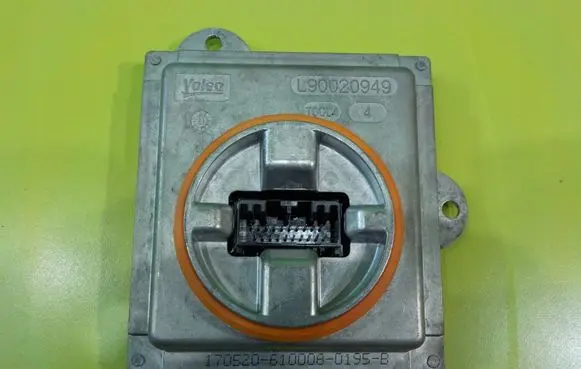 Ford Kuga II LED ballast control module GV4113B626AA