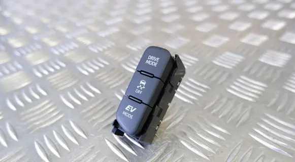 Toyota Yaris XP210 A set of switches 84970K0020