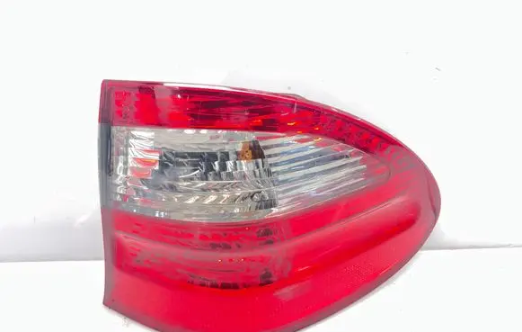 Mercedes-Benz E W211 Rear/tail lights A2118202864