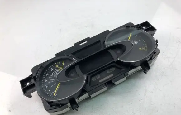 Renault Captur Speedometer (instrument cluster) 248104246R