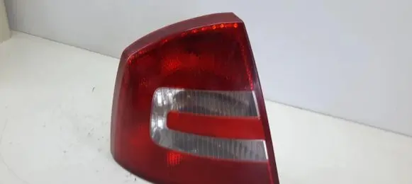 Skoda Octavia Mk2 (1Z) Rear/tail lights 1Z5945095A