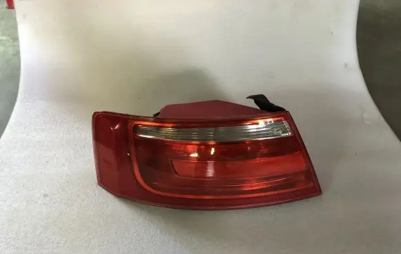 Audi A5 8T 8F Rear/tail lights 8T0945095