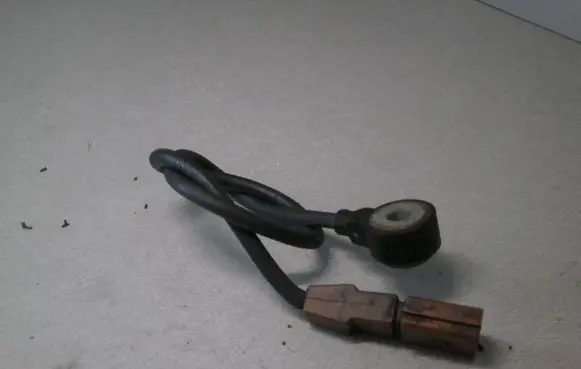 Volkswagen PASSAT B5.5 Detonation knock sensor 07d905377K