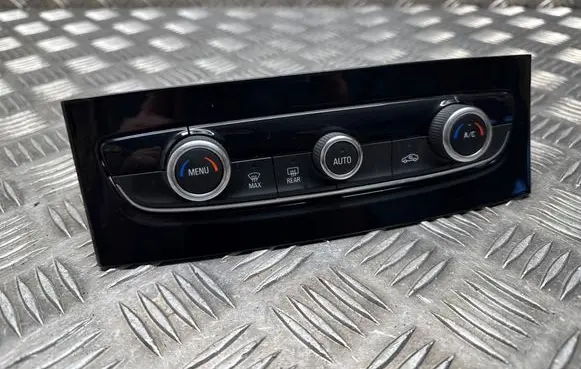 Opel Grandland X Climate control unit 98224347yx 7F19DFA4 28557751