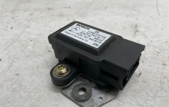 Mercedes-Benz E W211 ESP (stability system) control unit 0265005230 0015404517