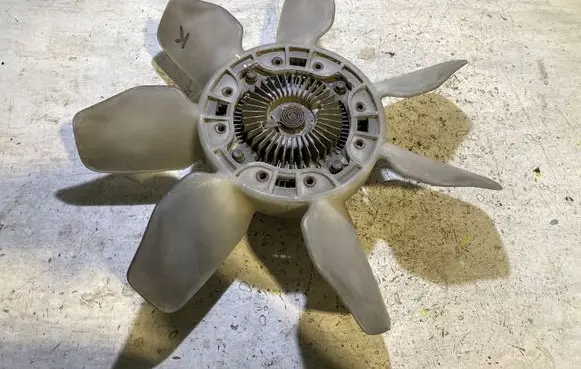 Toyota Land Cruiser (J120) Viscous fan clutch 