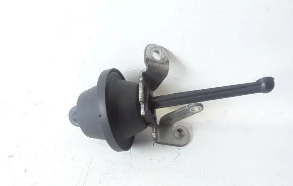 Volvo S60 Valve vacuum 