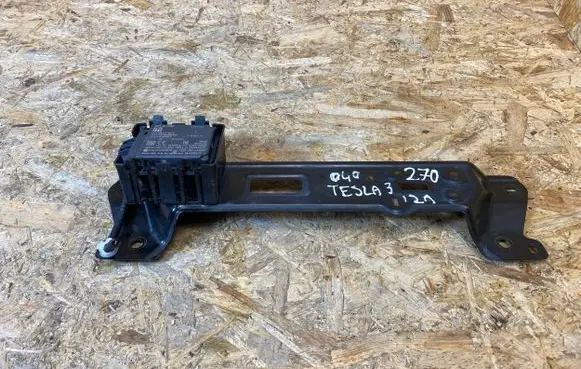 Tesla Model 3 Distronic sensor radar 110864700D