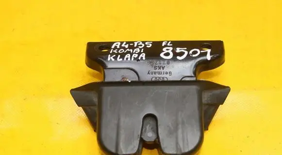 Audi A4 S4 B5 8D Tailgate/trunk/boot lock/catch/latch 8D9827505E
