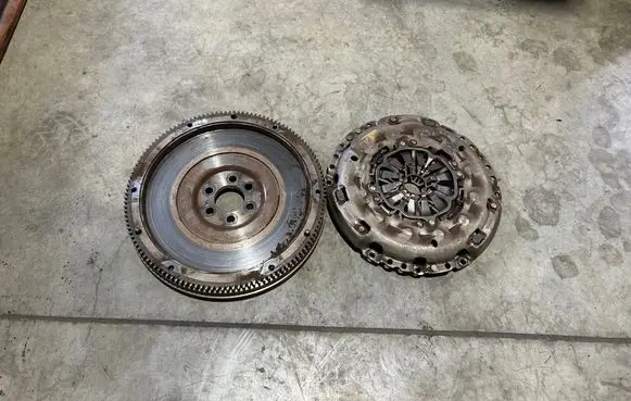Skoda Octavia Mk3 (5E) Clutch set kit 04L141015D