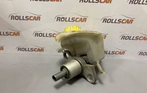 Volkswagen PASSAT B5.5 Master brake cylinder 4B0611301E