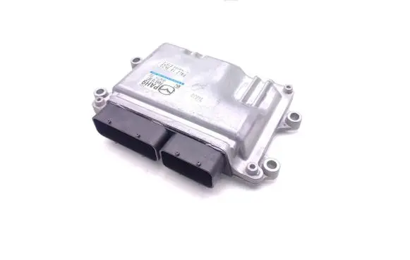 Mazda 3 II Engine control unit/module PAH918881 E6TA2771H
