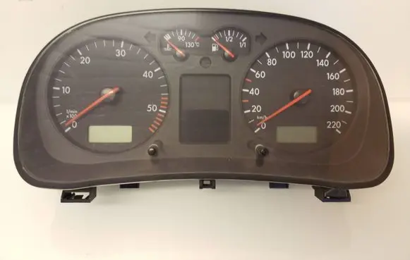 Volkswagen Golf IV Speedometer (instrument cluster) 1J0920821B 110008958013