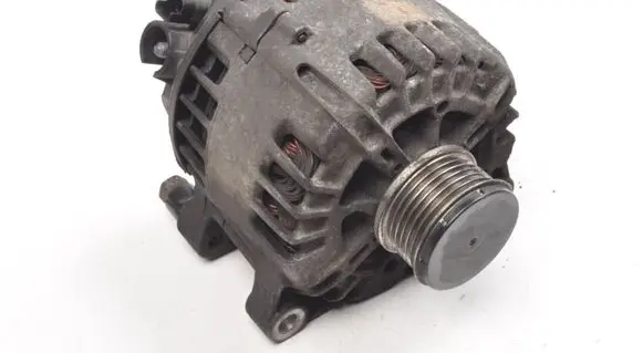 Peugeot 308 Generator/alternator 9665617780