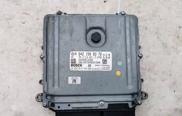 Mercedes-Benz CLK A209 C209 Combustion control unit/module A6421509372 9303428521016203 0281014503