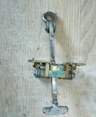 Renault Laguna II Rear door check strap stopper 00072L NE21349