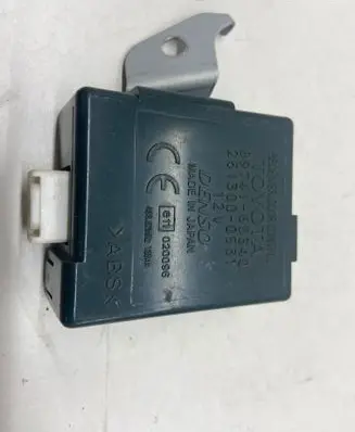 Toyota Land Cruiser (J120) Door control unit/module 8974160340