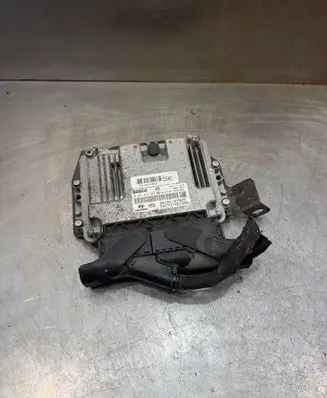 Hyundai Santa Fe Engine control unit/module 0281012669 3910627825 3910127825