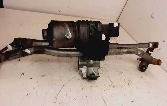 Seat Ibiza III (6L) Front wiper linkage and motor 6Q2955119A 0390241539