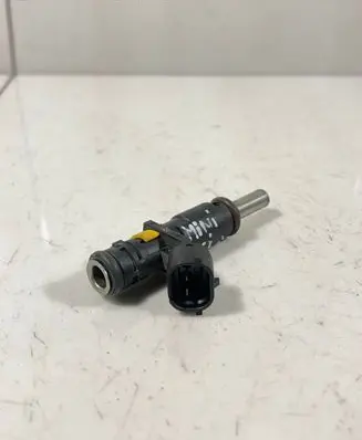 Mini One - Cooper Coupe R56 Fuel injector V752817680 A037004111