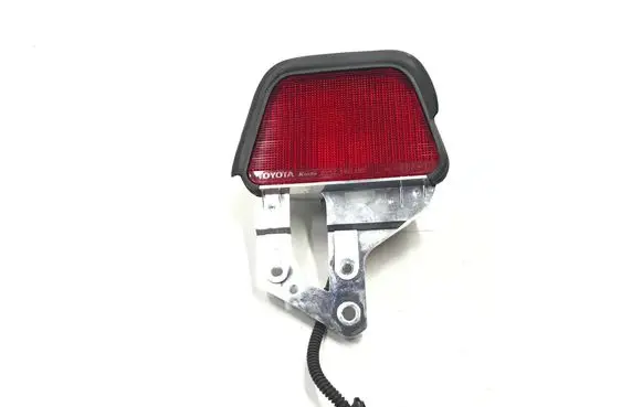 Toyota Avensis T250 Third/center stoplight