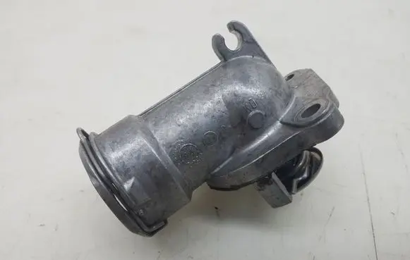 Mercedes-Benz CLS C219 Thermostat A6422000215