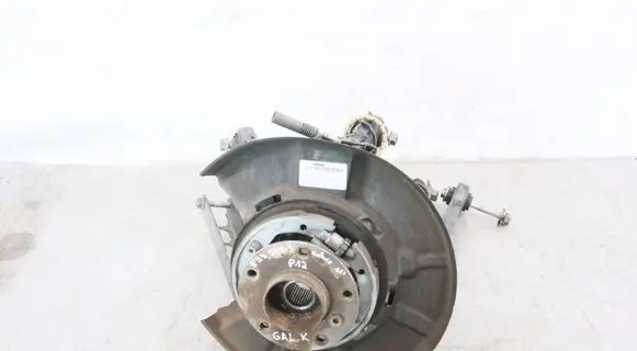 BMW 3 E92 E93 Rear wheel hub spindle/knuckle 6774807 2406292 2406290