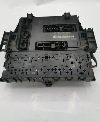 Mercedes-Benz A W169 SAM control unit A1695405645 5DK00872822