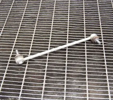 Front anti-roll bar/stabilizer link