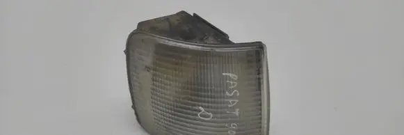 Volkswagen PASSAT B3 Front indicator light 357953050A
