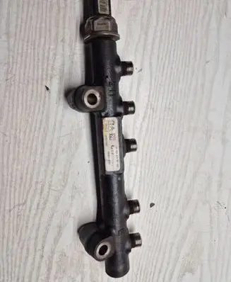 Fuel main line pipe