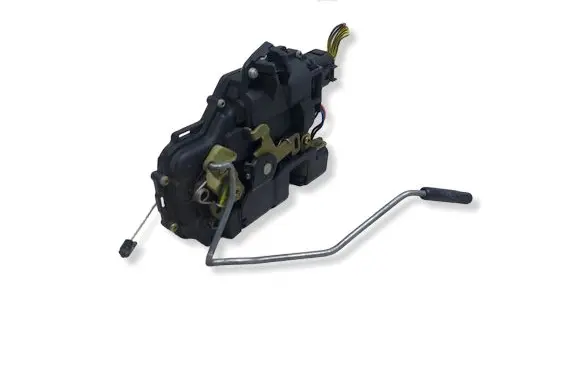Audi A4 S4 B5 8D Front door lock 3B1837015AKASACJ 3B1837015A