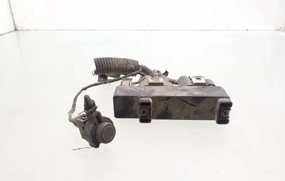 Volkswagen Sharan Coolant fan relay 701919506A 898726000