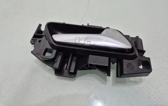 Front door interior handle