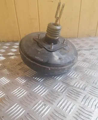 Renault Scenic I Brake booster 7700411767A
