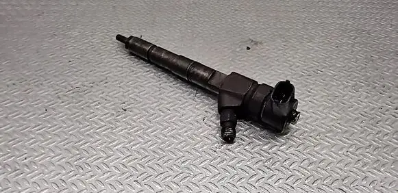 Opel Vectra C Fuel injector 0445110159