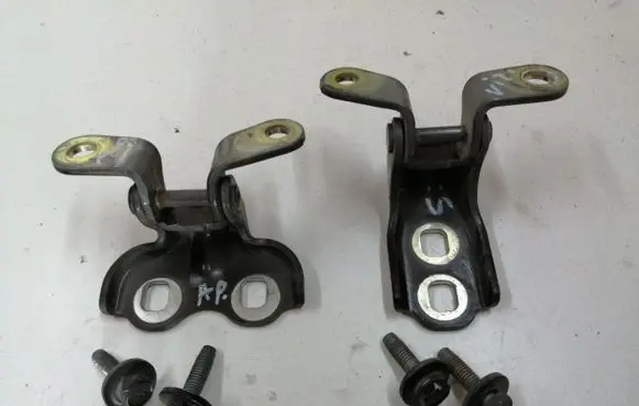 Front door hinge set