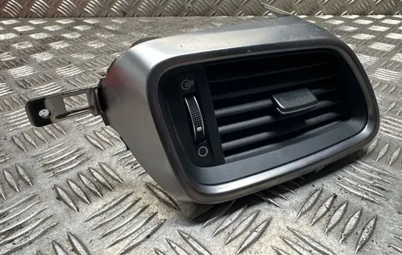 KIA Sorento Dashboard side air vent grill/cover trim 97490C5100CP U107 170310
