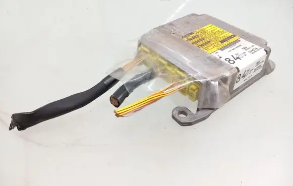 Toyota Avensis T250 Airbag control unit/module 8917005121 215767102