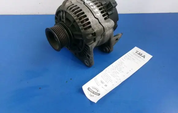 Volkswagen Golf IV Generator/alternator 037903025B