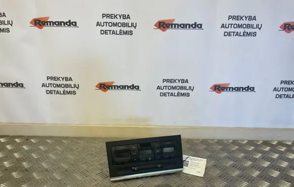 Audi A4 S4 B7 8E 8H Climate control unit 8E0820043AJ