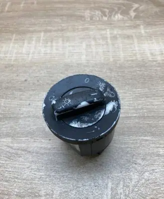Volkswagen Golf V Light switch 1K0941431B