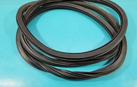 Front door rubber seal