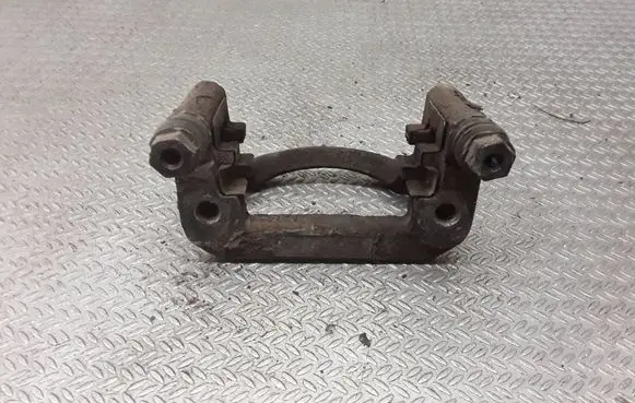 Opel Insignia A Brake caliper pad carrier rear 