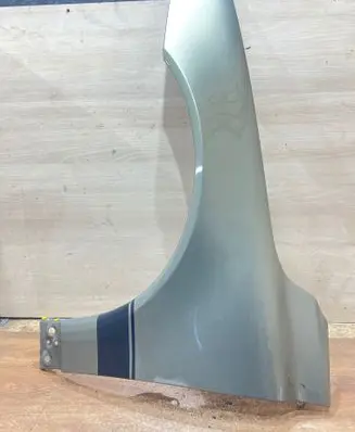 Volvo V70 Fender