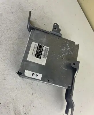 Toyota Land Cruiser (J120) Engine control unit/module 1758007243 896616A330
