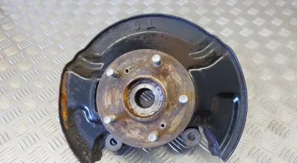 Honda CR-V Front wheel hub
